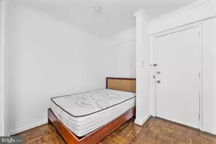 2130 N St NW, Washington, DC 20037 - Photo 6