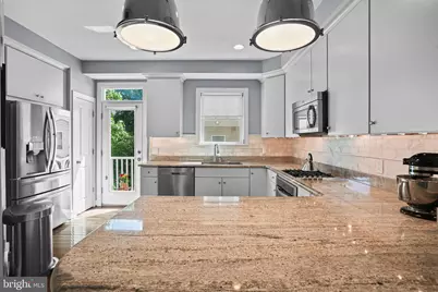 512 Regent Place NE, Washington, DC 20017 - Photo 10