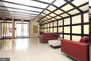 1045 31st St NW, Washington, DC 20007 - Photo 14