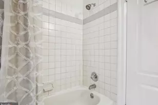 1730 New Hampshire Ave NW, Washington, DC 20009 - Photo 10