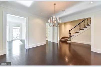 2733 Cathedral Avenue NW, Washington, DC 20008 - Photo 4