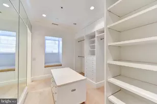 2733 Cathedral Ave NW, Washington, DC 20008 - Photo 8