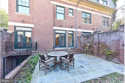 2733 Cathedral Avenue NW, Washington, DC 20008 - Photo 10