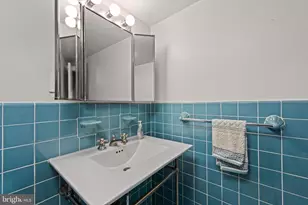 4201 Cathedral Ave NW, Washington, DC 20016 - Photo 26