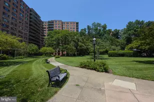 4201 Cathedral Ave NW, Washington, DC 20016 - Photo 34