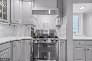 3140 Aberfoyle Pl NW, Washington, DC 20015 - Photo 18