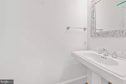 1830 17th Street NW #103, Washington, DC 20009 - Photo 8