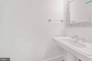 1830 17th St NW, Washington, DC 20009 - Photo 8