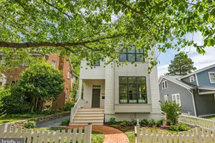 4631 49th St NW, Washington, DC 20016 - Photo 2