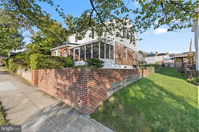 805 50th Place NE, Washington, DC 20019 - Photo 2