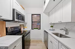 1727 R St NW, Washington, DC 20009 - Photo 8