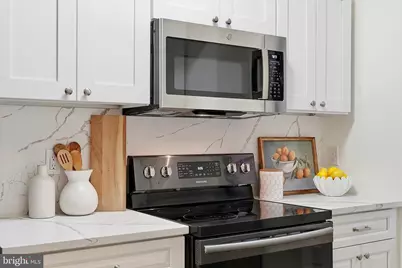 1727 R Street NW #203, Washington, DC 20009 - Photo 10