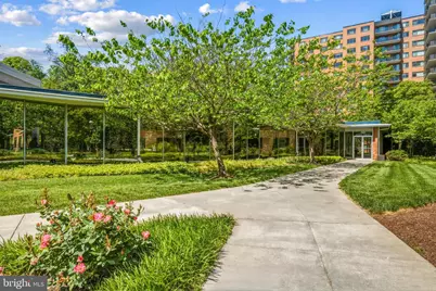 4201 Cathedral Avenue NW #220E, Washington, DC 20016 - Photo 4