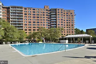 4201 Cathedral Ave NW, Washington, DC 20016 - Photo 34