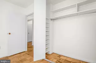 4201 Cathedral Ave NW, Washington, DC 20016 - Photo 28