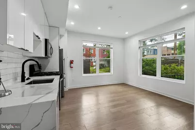 1019 17th Place NE #103, Washington, DC 20002 - Photo 4