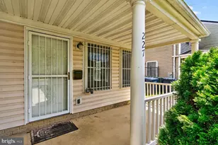 227 54th St NE, Washington, DC 20019 - Photo 2