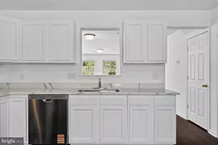 227 54th St NE, Washington, DC 20019 - Photo 6