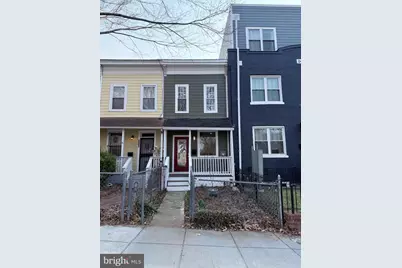 1113 Holbrook Terrace NE, Washington, DC 20002 - Photo 2