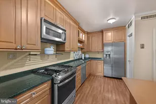 4100 Cathedral Ave NW, Washington, DC 20016 - Photo 16