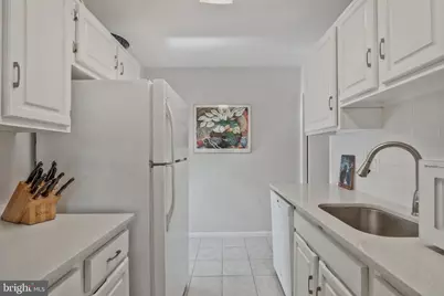 5410 Connecticut Avenue NW #412, Washington, DC 20015 - Photo 8
