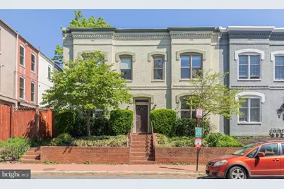 1116 C Street NE #202, Washington, DC 20002 - Photo 2