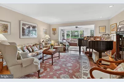 2260 48th Street NW, Washington, DC 20007 - Photo 14