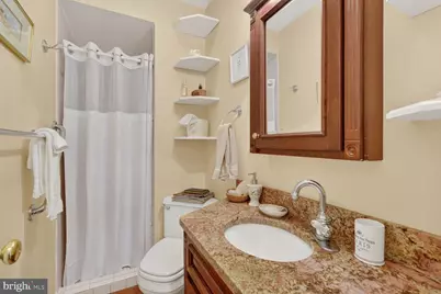 2260 48th Street NW, Washington, DC 20007 - Photo 10