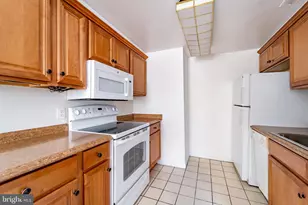 2114 N St NW, Washington, DC 20037 - Photo 16