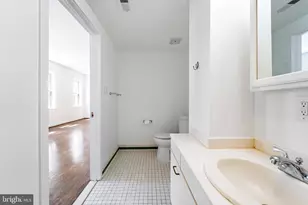 2114 N St NW, Washington, DC 20037 - Photo 24