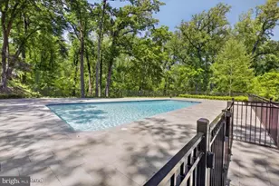 4101 Cathedral Ave NW, Washington, DC 20016 - Photo 38
