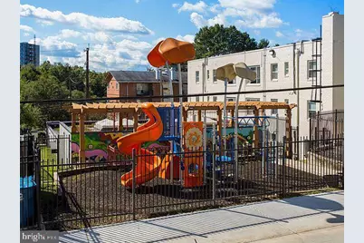 717 Brandywine Street SE #304, Washington, DC 20032 - Photo 4