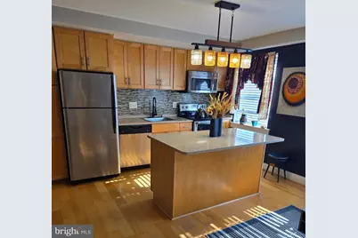 210 Oakwood Street SE #304, Washington, DC 20032 - Photo 2