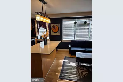 210 Oakwood Street SE #304, Washington, DC 20032 - Photo 6