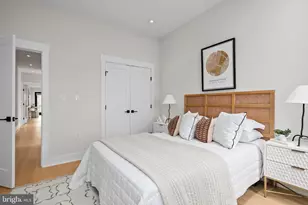 330 16th St SE, Washington, DC 20003 - Photo 26