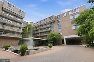 4100 Cathedral Ave NW, Washington, DC 20016 - Photo 40
