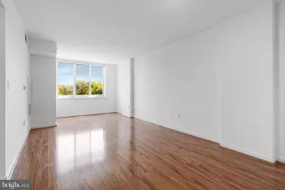 1000 New Jersey Avenue SE #321, Washington, DC 20003 - Photo 2