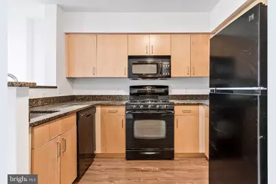 1000 New Jersey Avenue SE #321, Washington, DC 20003 - Photo 8