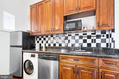 1125 12th Street NW #81, Washington, DC 20005 - Photo 10