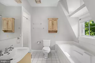 1517 P St NW, Washington, DC 20005 - Photo 34