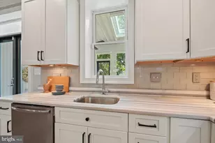 822 11th St NE, Washington, DC 20002 - Photo 18