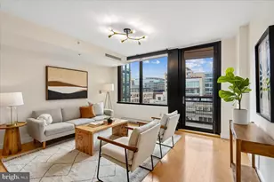 912 F St NW, Washington, DC 20004 - Photo 1