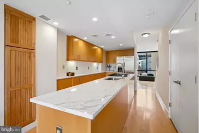 912 F Street NW #709, Washington, DC 20004 - Photo 4