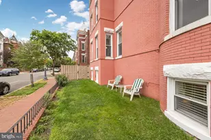 1819 1st St NW, Washington, DC 20001 - Photo 36