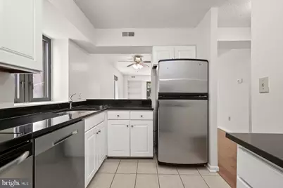 2320 Wisconsin Avenue NW #207, Washington, DC 20007 - Photo 6