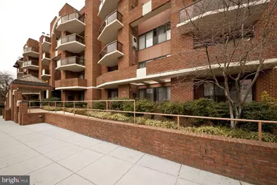 2320 Wisconsin Avenue NW #207, Washington, DC 20007 - Photo 1
