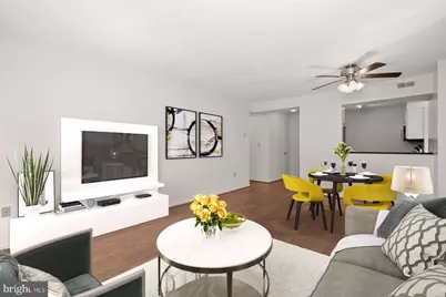 2320 Wisconsin Avenue NW #207, Washington, DC 20007 - Photo 2