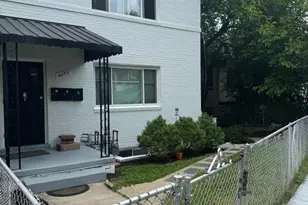 4253 Brooks St NE, Washington, DC 20019 - Photo 2