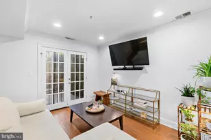 1929 1st St NW, Washington, DC 20001 - Photo 8