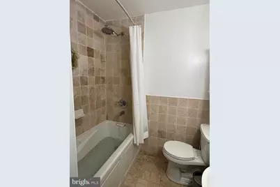 26 17th Street SE #26, Washington, DC 20003 - Photo 14